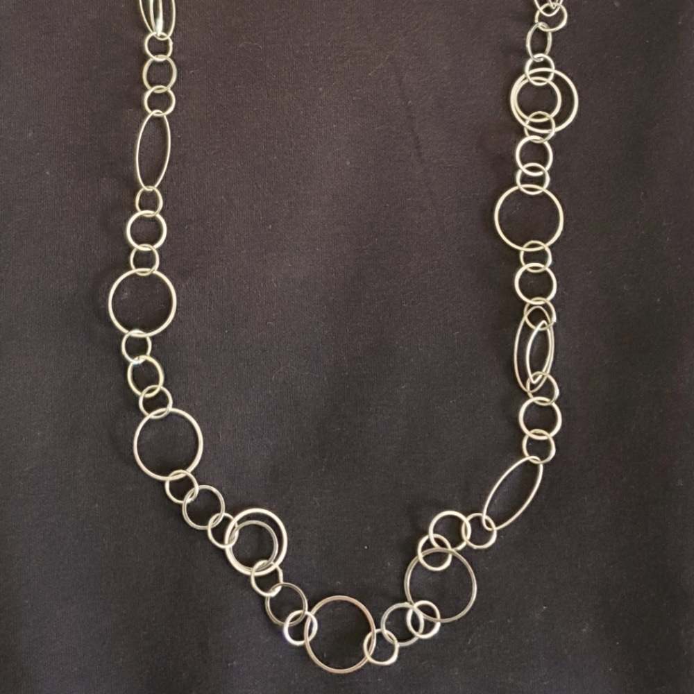 Hoop necklace